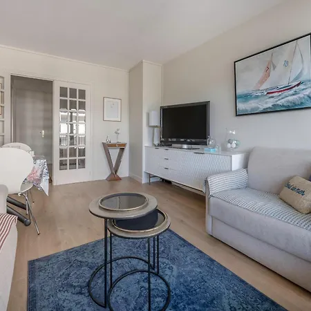 A 40m De La Plage, Pour 4 Avec Balcon Appartamento